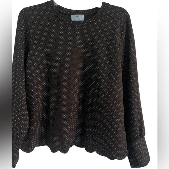 CeCe Women’s Long Sleeve Polka Dot Scalloped Top Size Medium - Picture 1 of 11
